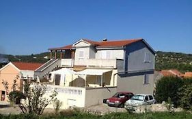 Apartment Nila