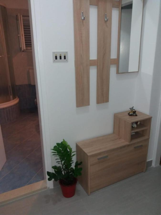 Apartment Nila Sali Esterno foto